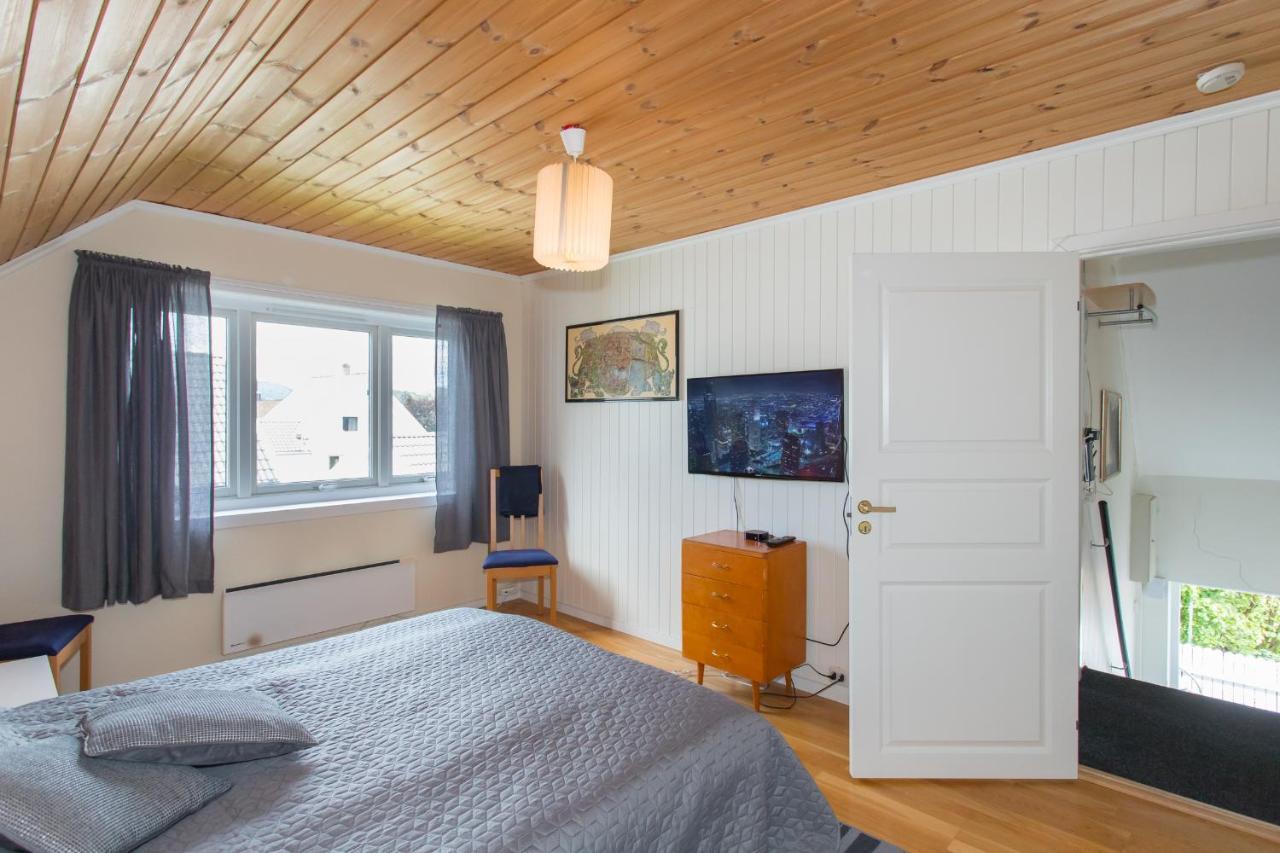 Mandal Apartment Mit Moeglichkeit Ein Boot Zu Benutzen Und Angeln Bagian luar foto