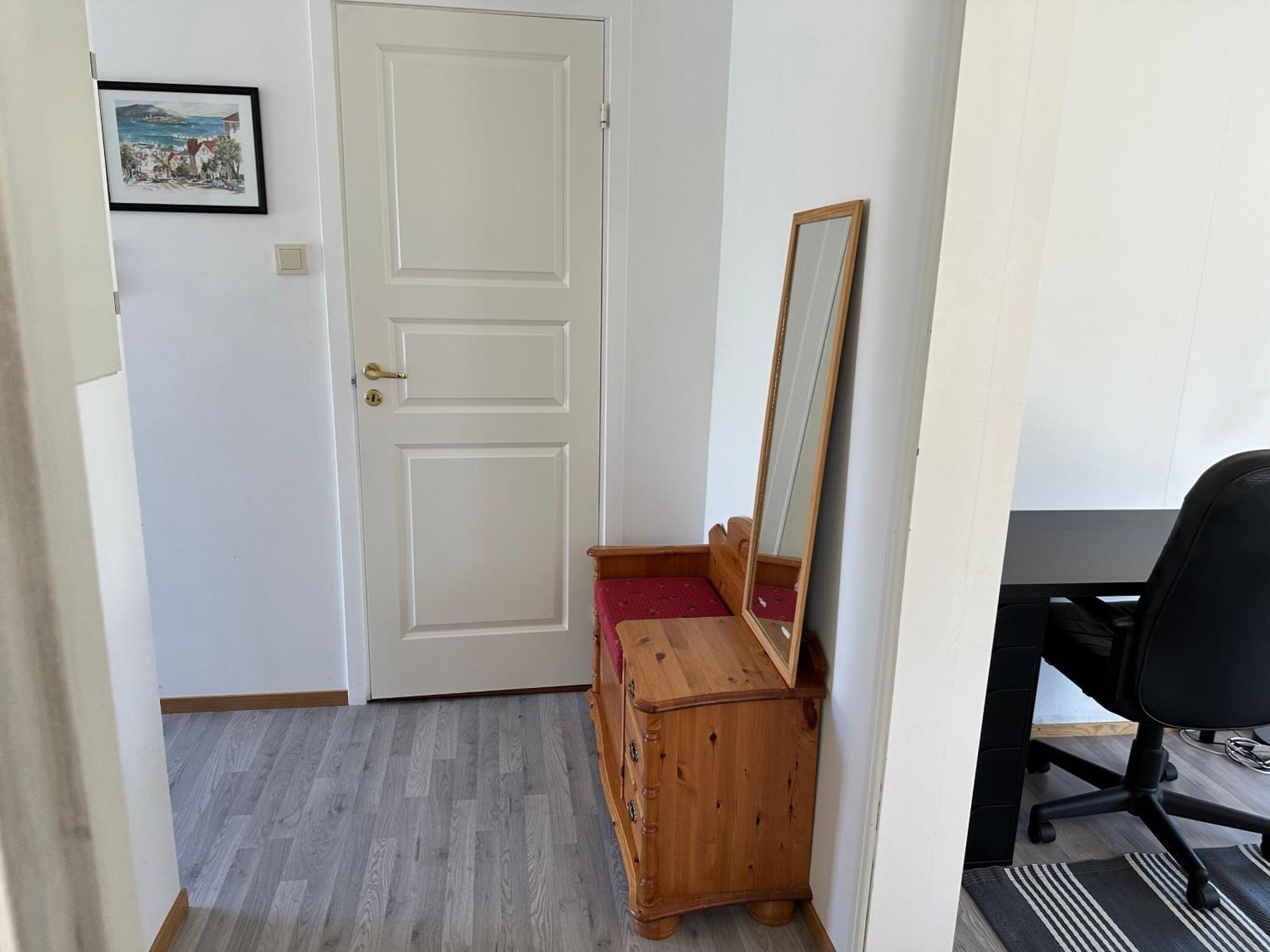 Mandal Apartment Mit Moeglichkeit Ein Boot Zu Benutzen Und Angeln Ruang foto