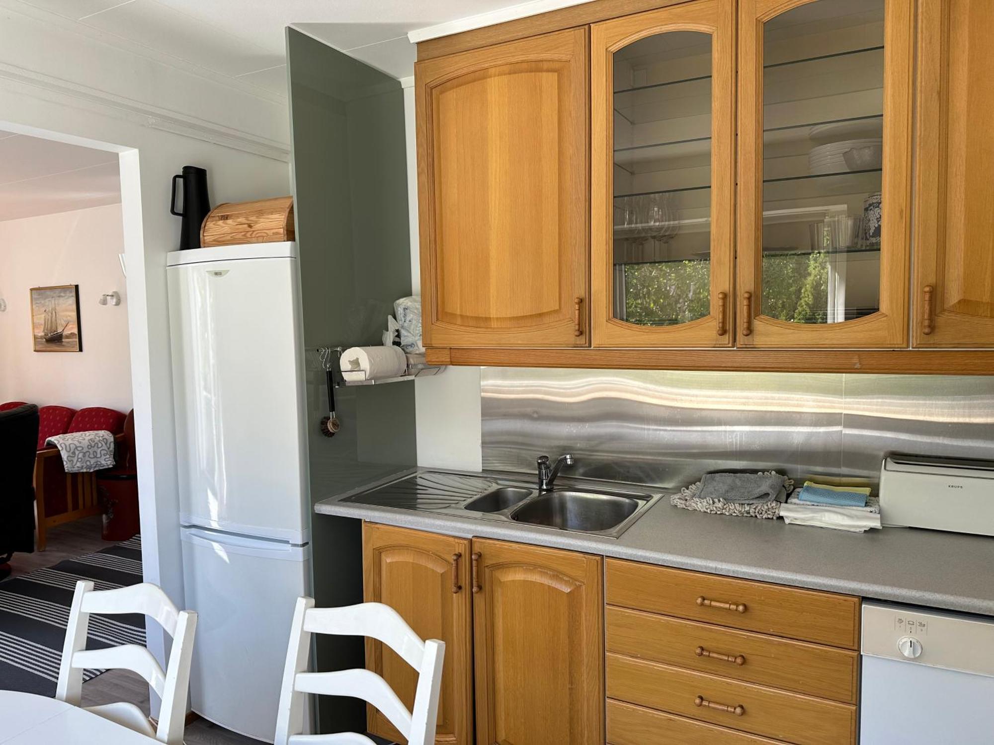 Mandal Apartment Mit Moeglichkeit Ein Boot Zu Benutzen Und Angeln Bagian luar foto